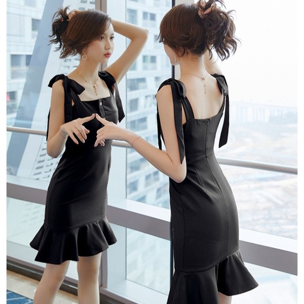 Rochie de dama model nou cu bretele si nasturi