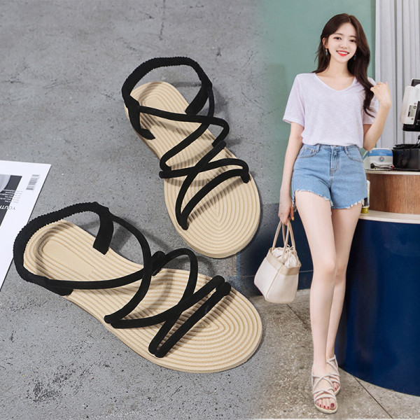 Ženske sandale s ravnim potplatom i remenčićima