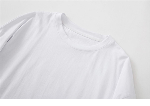 Bluză de damă albă cu mâneci lungi și broderie colorată