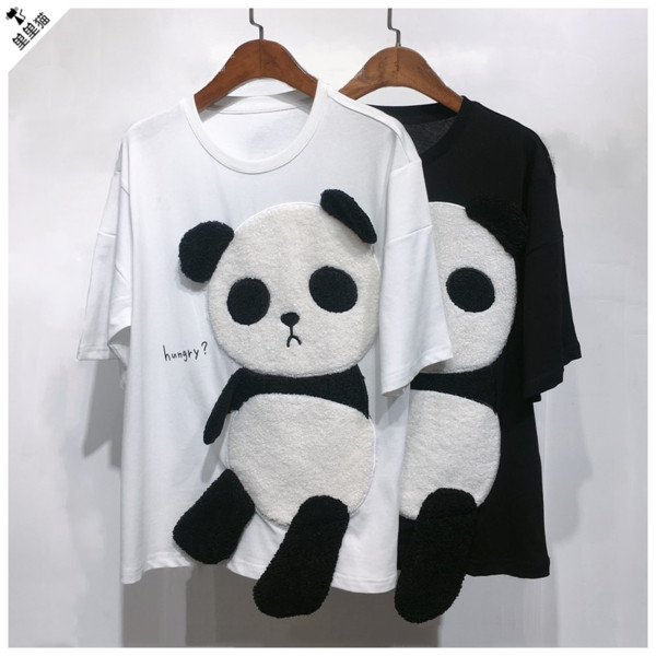 Új modell széles női póló 3D hatású panda hímzéssel