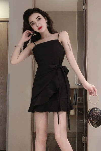 Rochie de dama actuala cu bretele si cravate subtiri