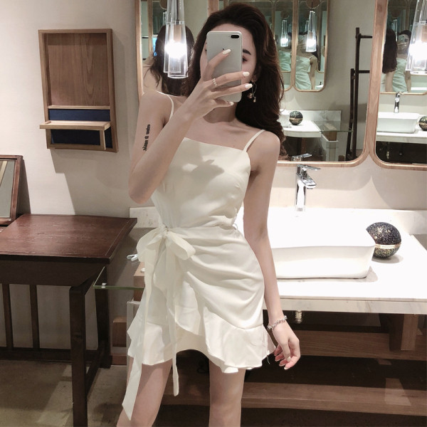 Rochie de dama actuala cu bretele si cravate subtiri