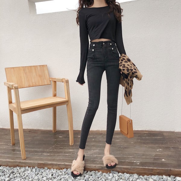 Upijene ženske crne traperice s visokim strukom i gumbima