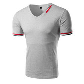 Paprasti vyriški marškinėlių modeliai trumpomis rankovėmis ir špicine iškirpte