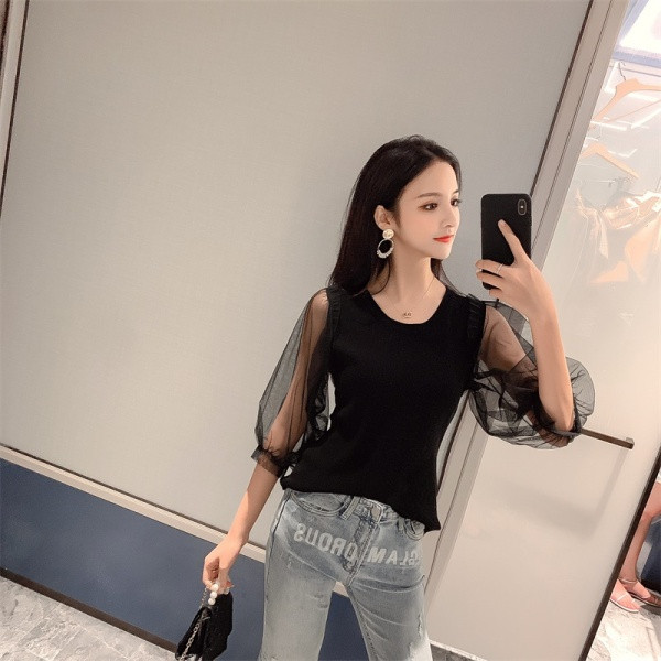 Új modell női pulóver ovális nyakkivágással és pecsét ujjakkal