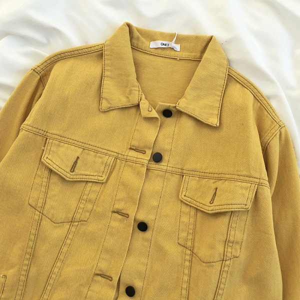 Női farmer ing klasszikus gallérral, gombokkal és zsebekkel