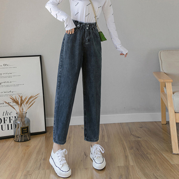 Ženske traperice s elastičnim strukom i džepovima - ravni model