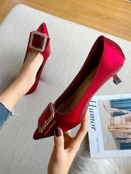 Pantofi eleganti de dama cu catarama si toc subtire