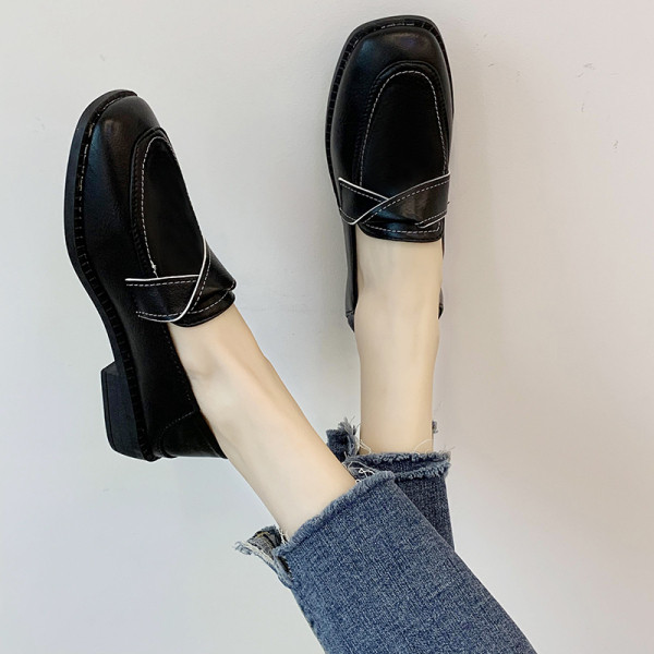 Pantofi casual de dama din imitatie de piele cu talpa plata