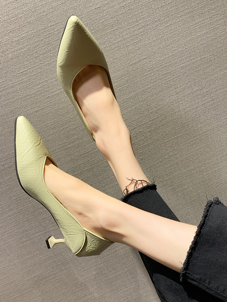 Pantofi de dama din piele cu toc subtire - model ascutit