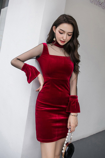 Rochie de damă elegantă din catifea, cu mâneci lungi și guler scăzut