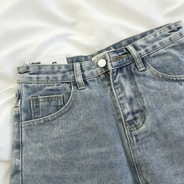 Moteriški trumpi džinsai aukštu juosmeniu