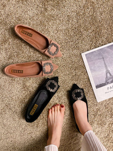 Pantofi moderni dama casual cu talpa plate si element metalic