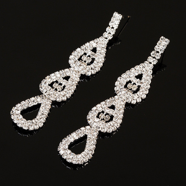 Elegáns női lógó fülbevaló ezüst kövekkel