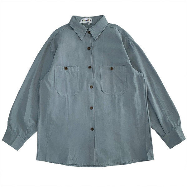 Cămașă retro de damă lată, cu guler și nasturi clasici