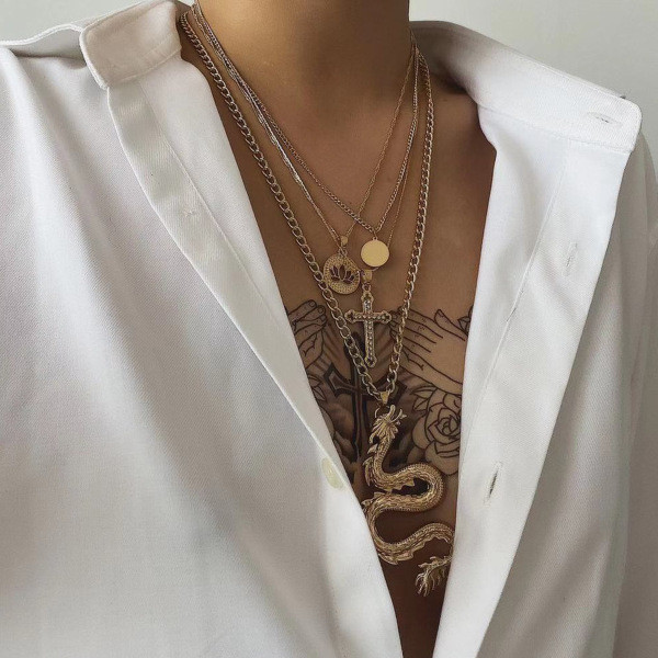 Šiuolaikiniai moteriški kelių eilių karoliai su pakabukais