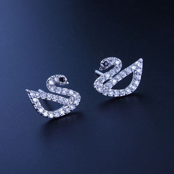 Cercei casual dama cu pietre in forma de lebada - doua modele