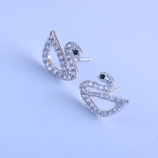 Cercei casual dama cu pietre in forma de lebada - doua modele