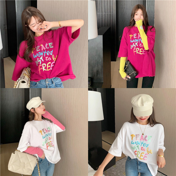 Ikdienas sieviešu T-krekls ar īsām piedurknēm un krāsainu uzrakstu