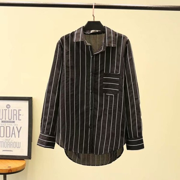 Cămașă lungă de damă modernă model asimetric cu mâneci lungi și buzunar