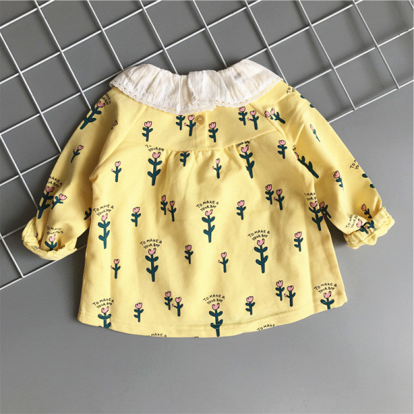 Šiuolaikiški vaikiški marškiniai su raštu ir ovalia iškirpte mergaitėms