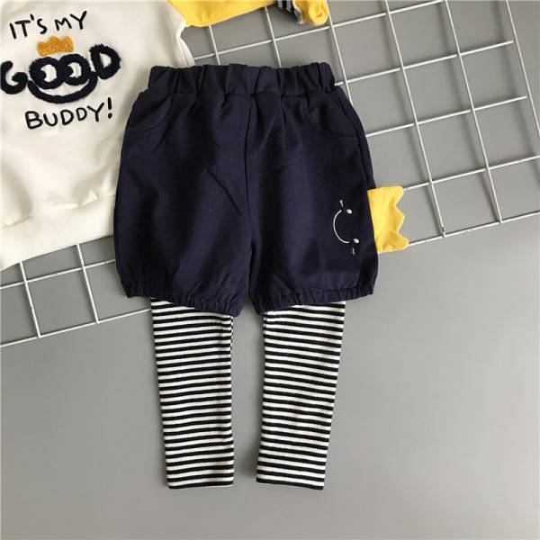 Modern, két részből álló gyerekkészlet fiúknak