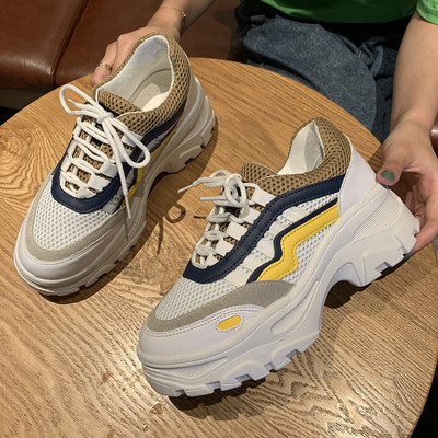 Pavasario-rudens moteriški sportbačiai grubiu padu