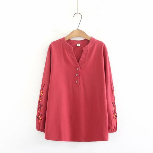 Ležerna ženska široka košulja s gumbima i vezom