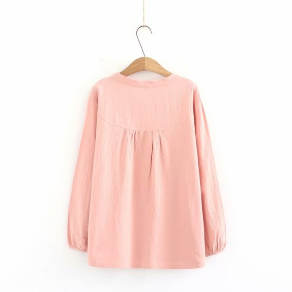 Ležerna ženska široka košulja s gumbima i vezom