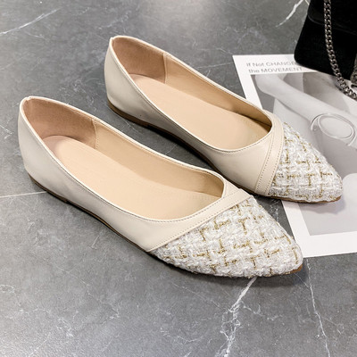 Moteriški laisvalaikio batai plokščiu padu - smailaus modelio