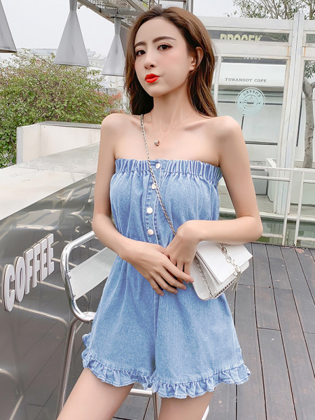 Ženski kratki traper kombinezon bez naramenica