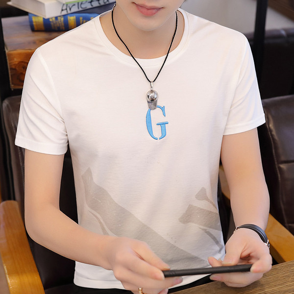 Tricou barbatesc cu broderie si decolteu rotund