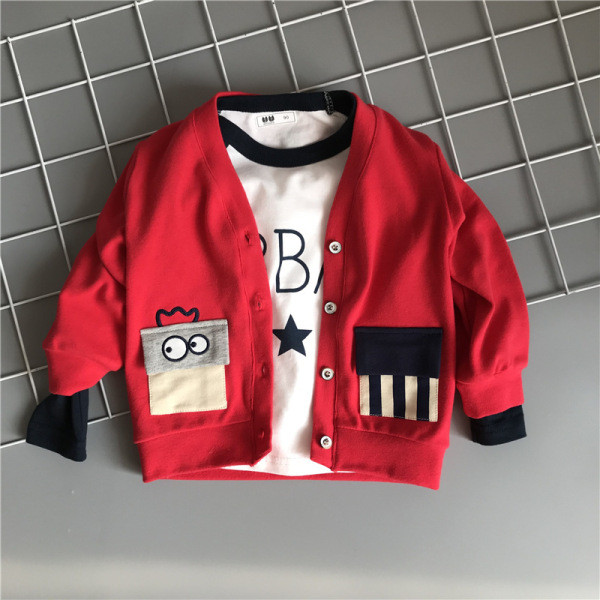 Šiuolaikinė vaikiška liemenė su špicine iškirpte ir kišenėmis berniukams