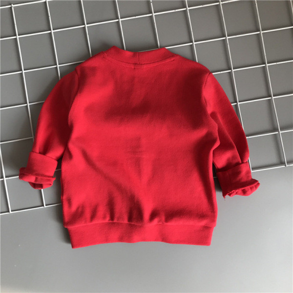 Šiuolaikinė vaikiška liemenė su špicine iškirpte ir kišenėmis berniukams