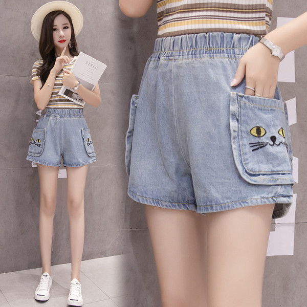 Ležerne kratke hlače od trapera s džepovima i vezom