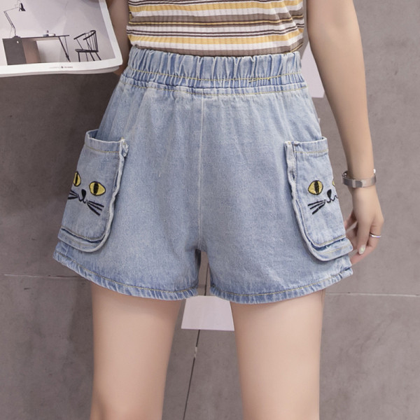 Ležerne kratke hlače od trapera s džepovima i vezom