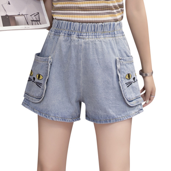 Ležerne kratke hlače od trapera s džepovima i vezom