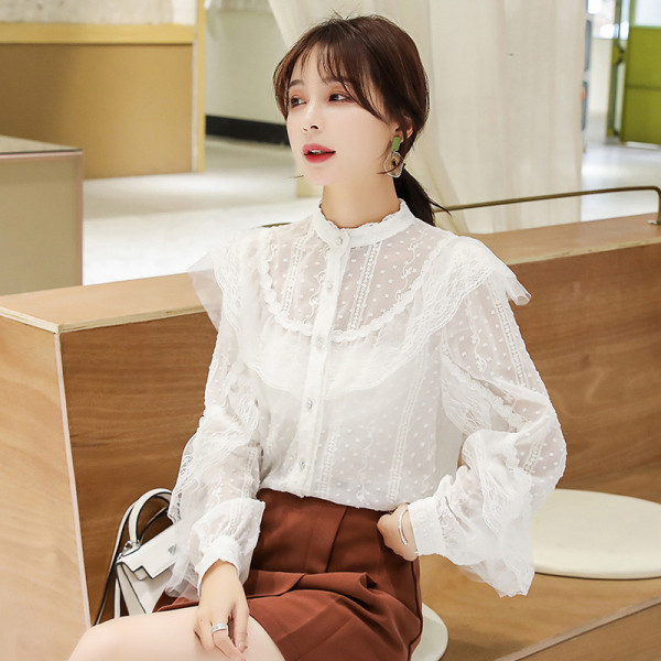 Női alkalmi ing gombokkal és magas gallérral