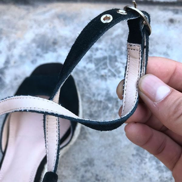 Šiuolaikinės moteriškos basutės su ekologiškomis zomšinėmis petnešėlėmis ir platforma