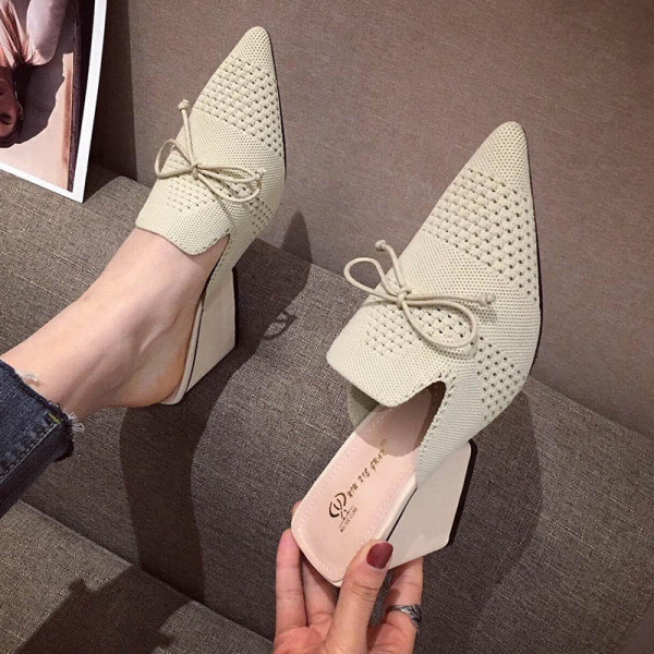 Dnevne špicaste tekstilne papuče s trakom