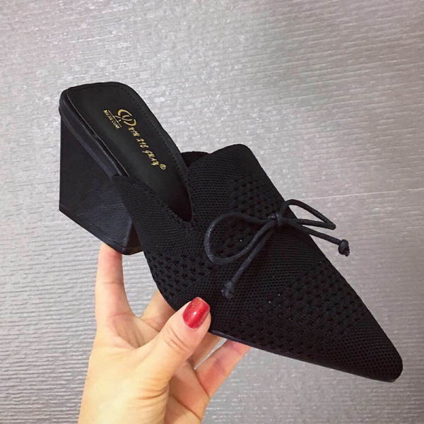 Dnevne špicaste tekstilne papuče s trakom