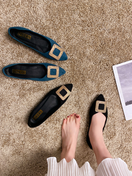 Női alkalmi cipő öko velúrból, lapos talppal