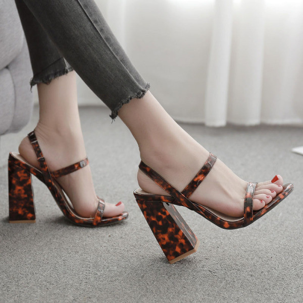 Sandale de dama moderne cu imprimeu leopard si toc inalt de 12 cm