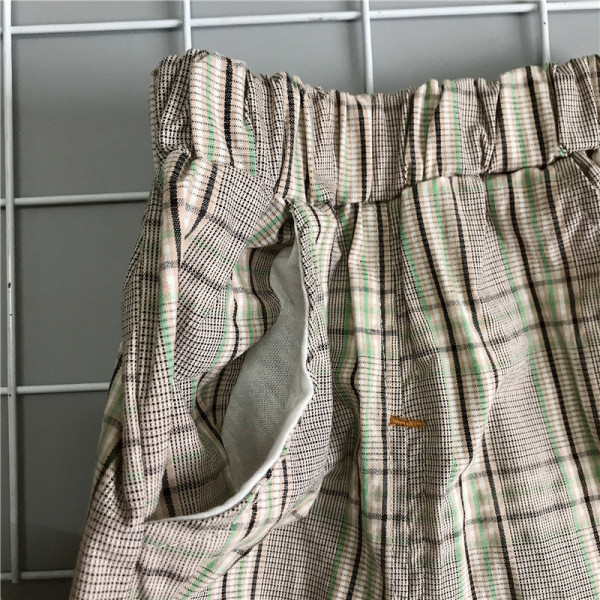 Bērnu komplekts no diviem krekla gabaliem un rūtainajām biksēm zēniem