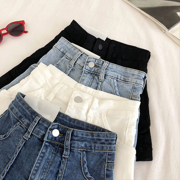 Ikdienas džinsa šorti ar augstu vidukli un kabatām