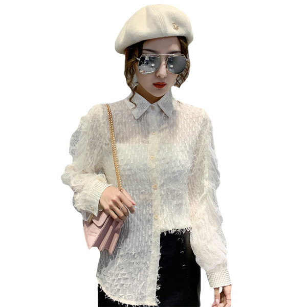 Moodne naiste särk klassikalise krae ja kivikestega