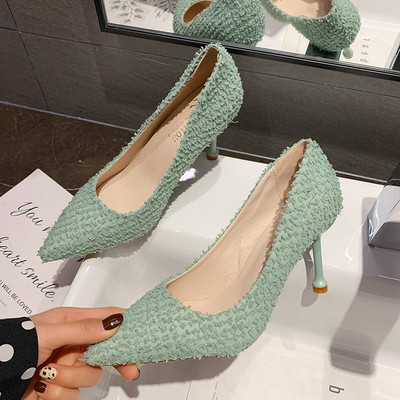 Stilingi moteriški batai 9 cm plonu kulnu - smailaus modelio