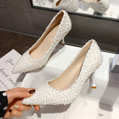 Stilingi moteriški batai 9 cm plonu kulnu - smailaus modelio