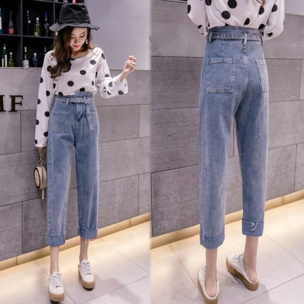 Blugi de dama moderni cu curea si buzunare - model drept