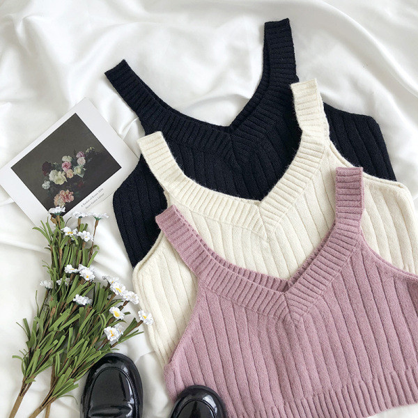 Bustiera de dama scurta tricotata cu bretele late